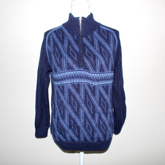 unbranded Sweaters - ⛄️Unbranded Vintage White & Blue Wool Turtleneck Half Zip Sweater - Size Large